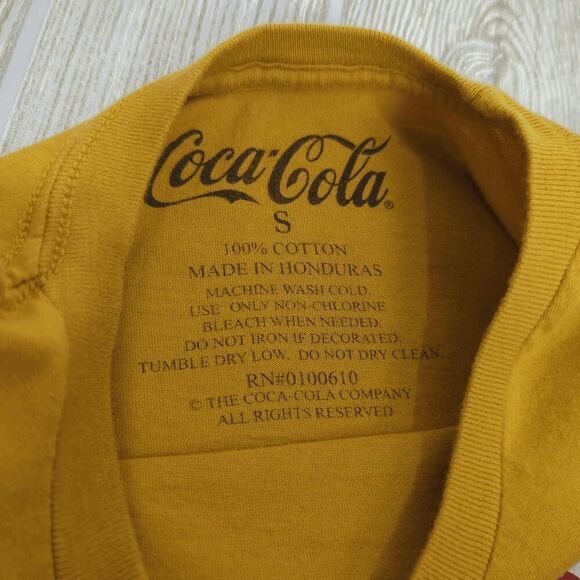 Coca Cola Women’s Small Yellow Short Sleeve T-Shirt Top - Picture 6 of 6